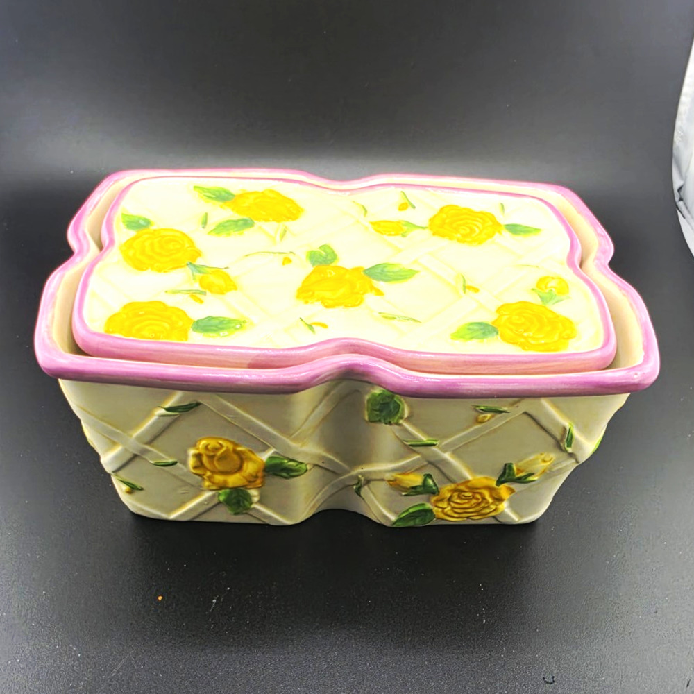 Temp-tations Rose 1 Qt Ceramic Covered Dish w/Lid, Trivet, Oven Safe 2pc
